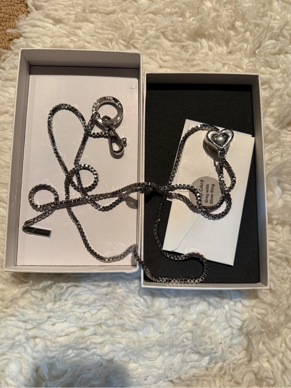 Casetify metal heart chain, Crossbody strap, silver